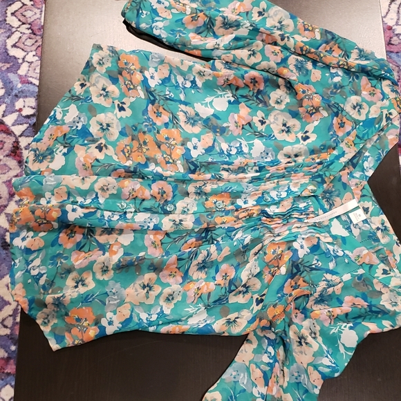 LC Lauren Conrad Tops - Lauren Conrad blouse